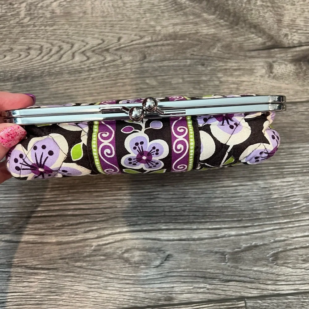 Vera Bradley cosmetic bag - Picture 2 of 4